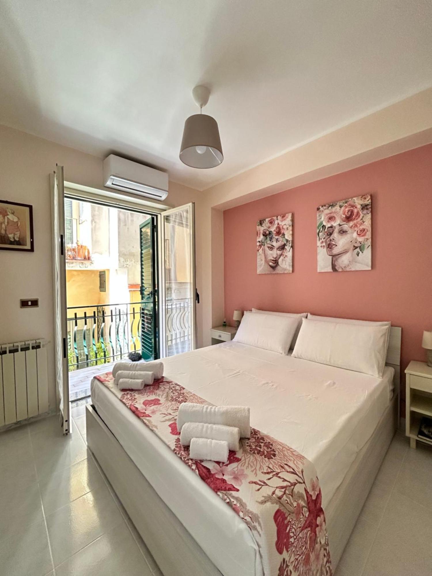 Ferienwohnung L'Host In Taormina Exterior foto